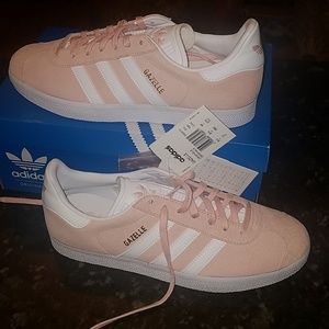 Adidas gazelle womens light pink sneaker sz 10 nwt